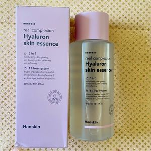 NIB Hanskin Hyaluron Skin Essence 300 mls